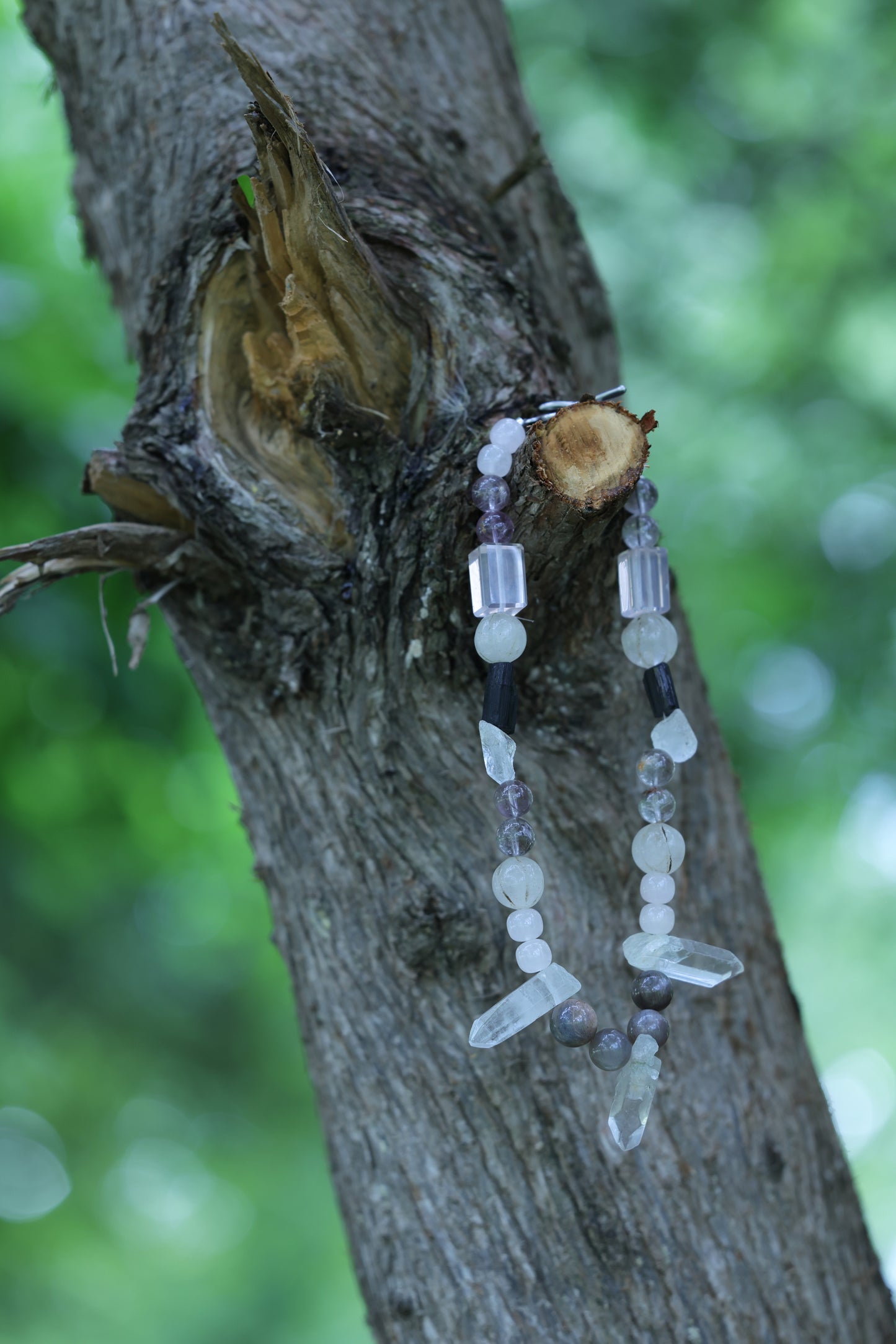 #3 🌿 Witchwood Raw Stone Crystal Necklace🌿
