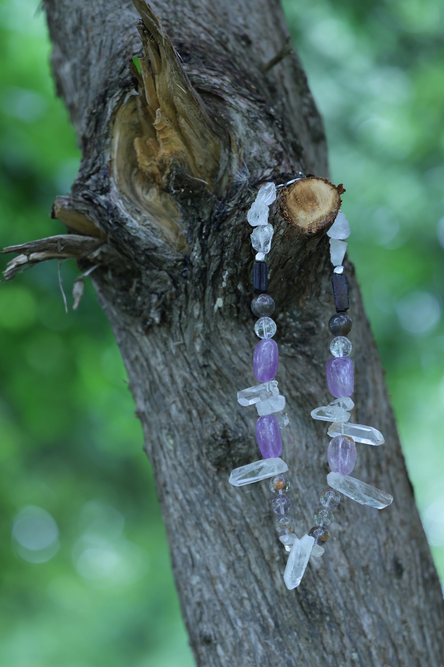 #2 🌿 Witchwood Raw Stone Crystal Necklace🌿