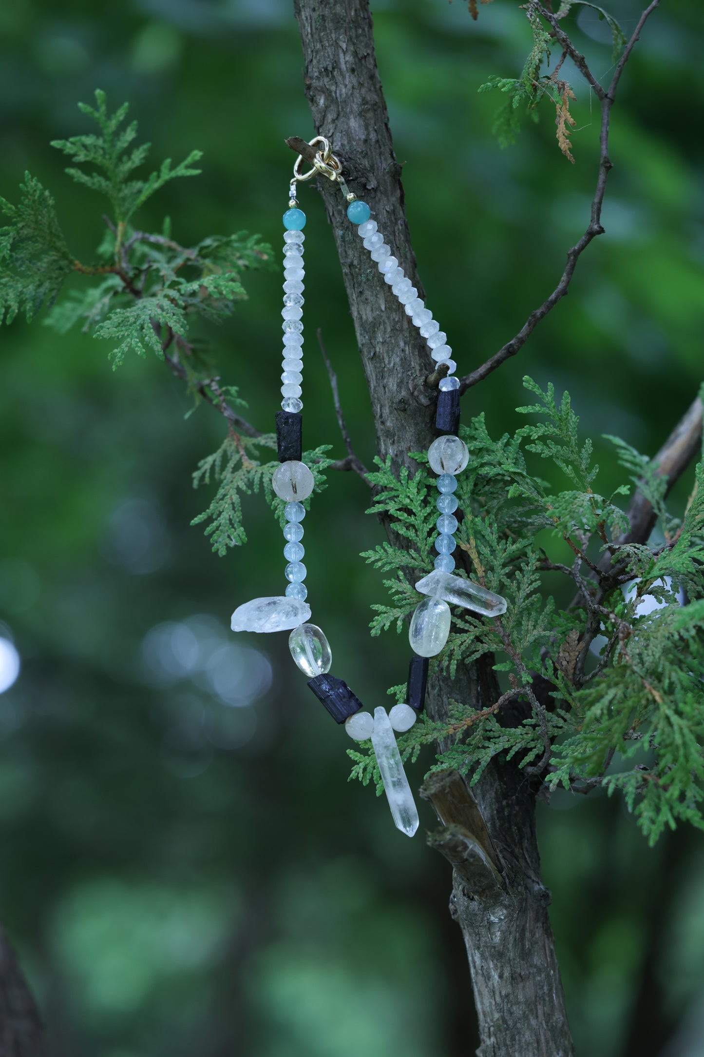 #5 🌿 Witchwood Raw Stone Crystal Necklace🌿