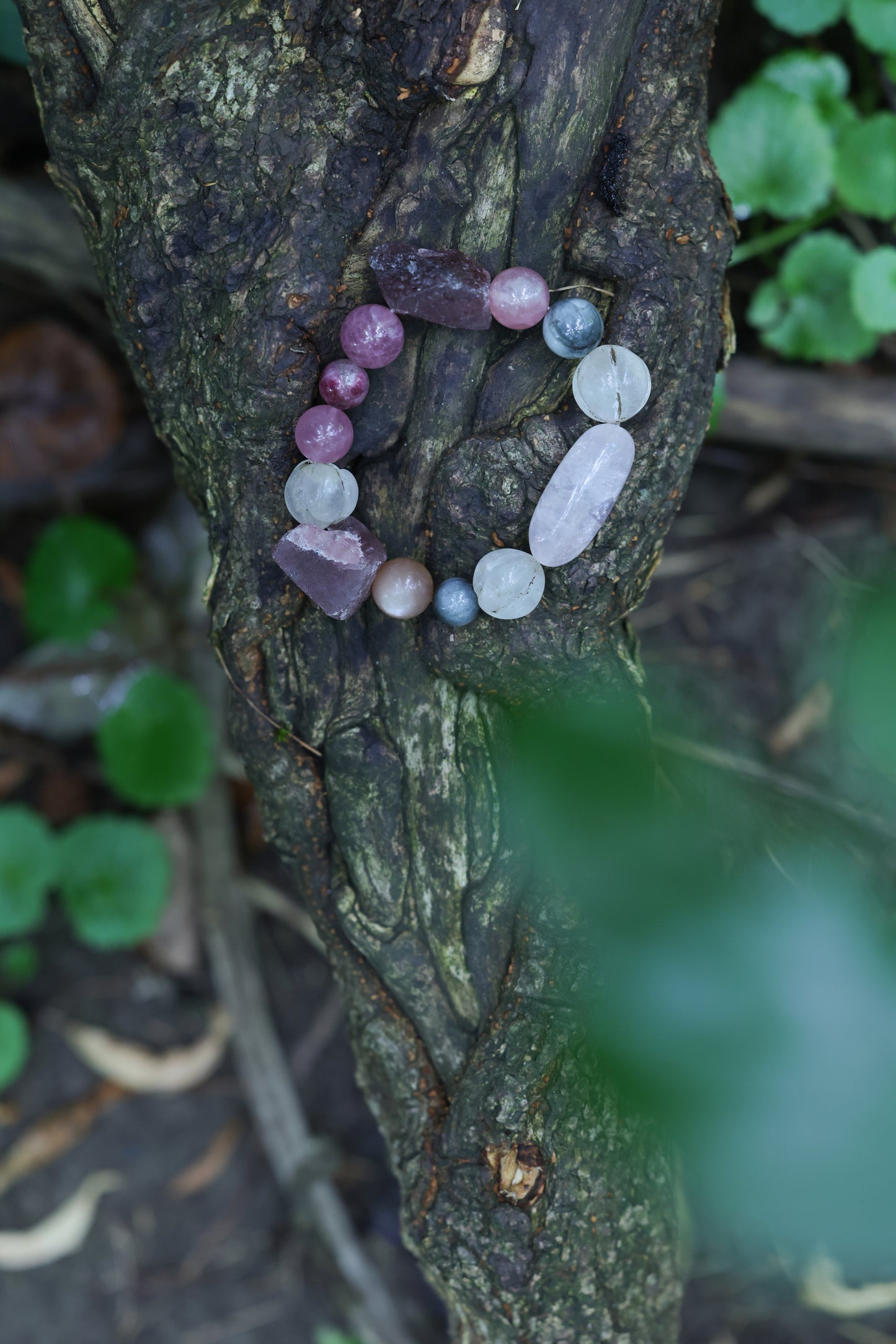 #23 🌿Witchwood Raw Stone Crystal Bracelet🌿