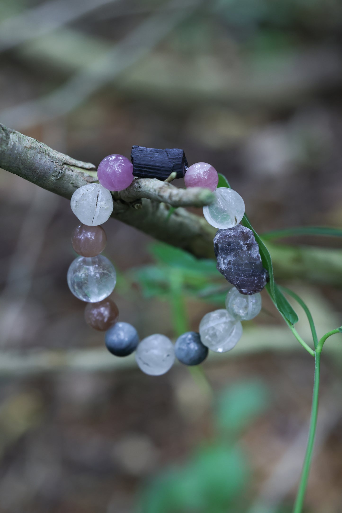#1 Witchwood Raw Stone Crystal Bracelet🌿