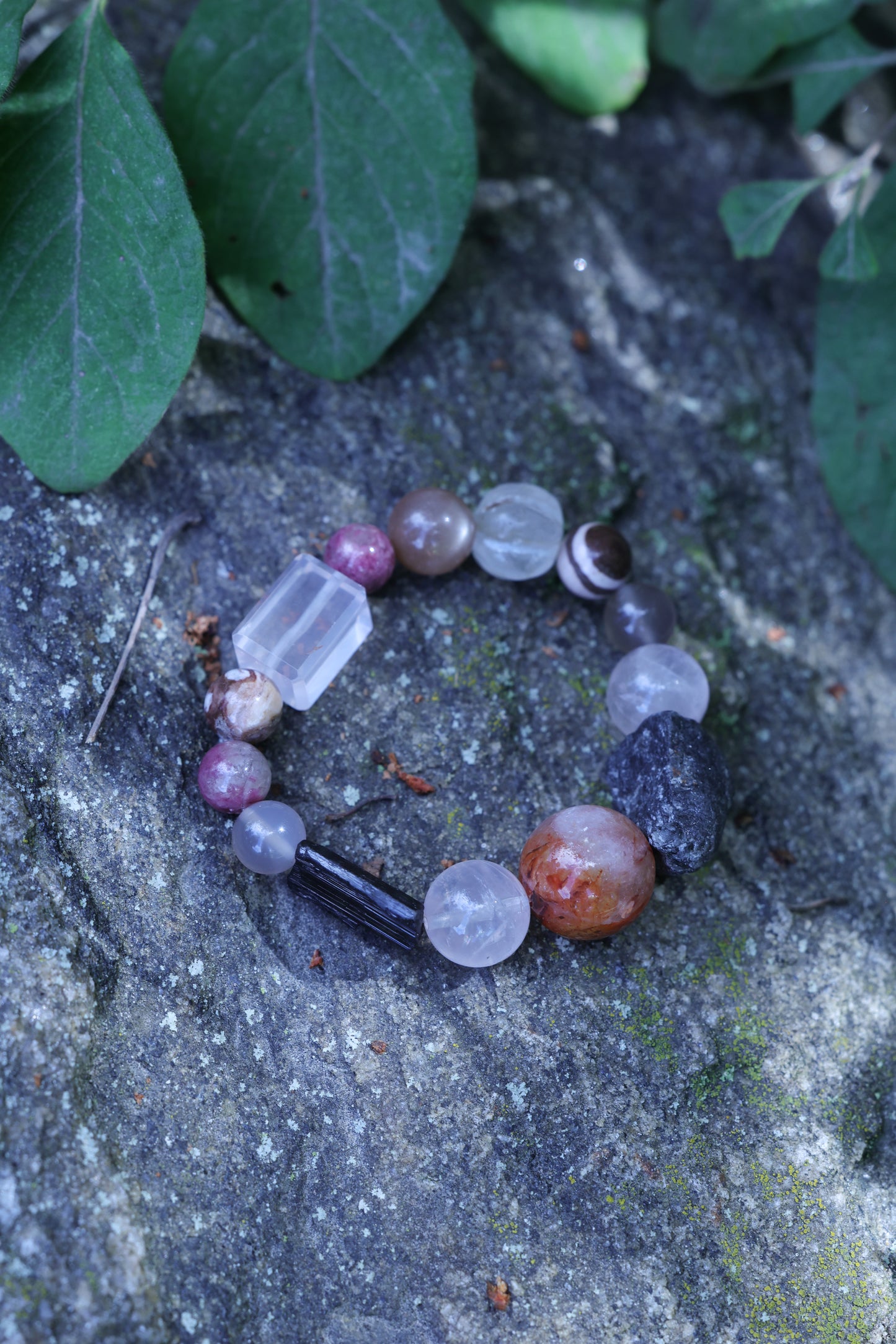#4 🌿Witchwood Raw Stone Crystal Bracelet🌿
