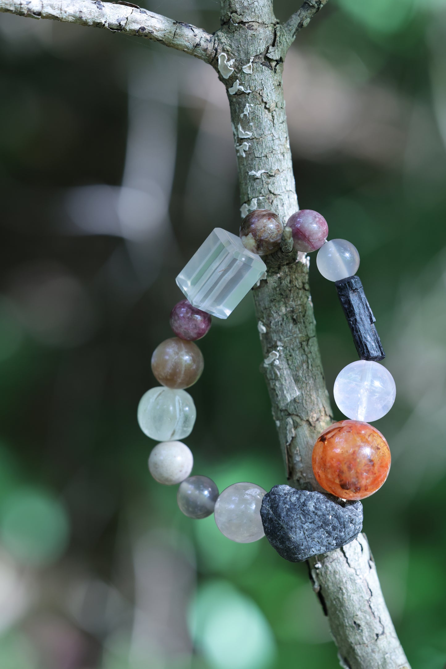 #4 🌿Witchwood Raw Stone Crystal Bracelet🌿