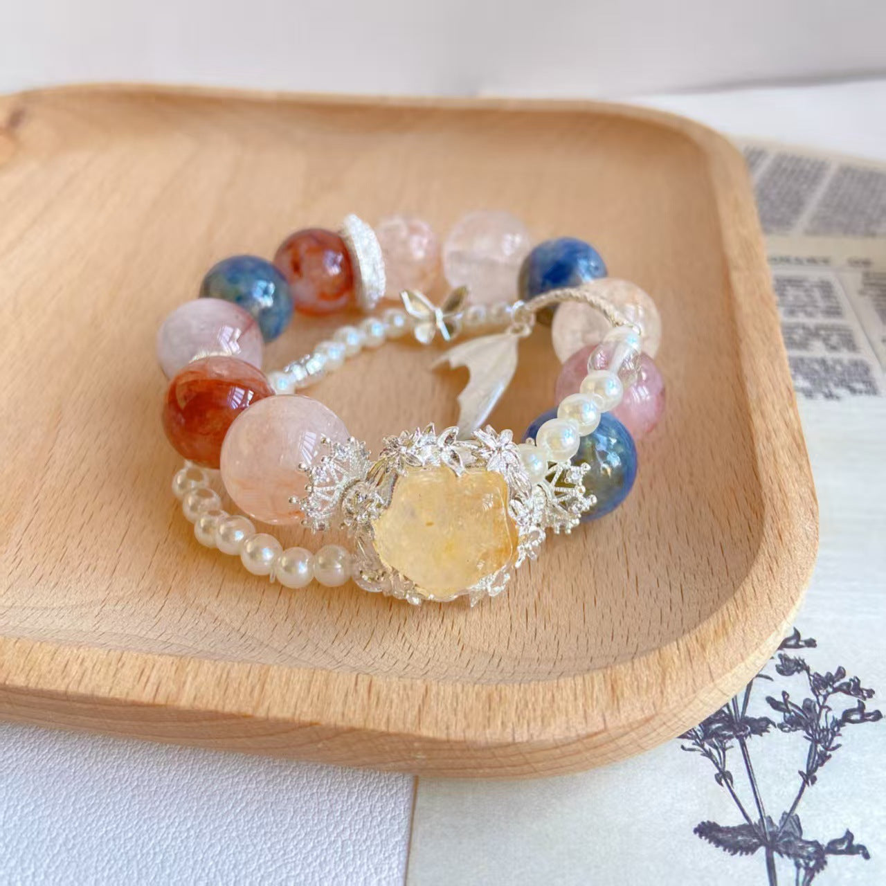 Blue Kyanite & Resin Flower Star Box Bracelet